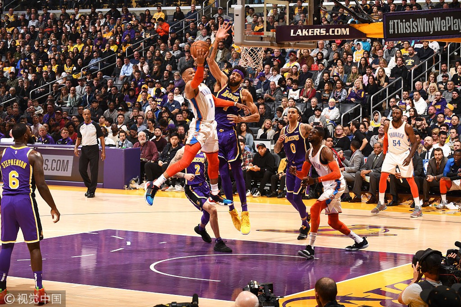 迎接属于自 迎接属于自