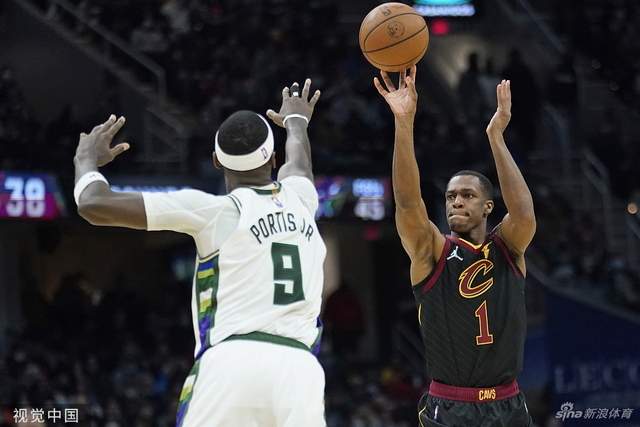 并低射破门 并低射破门